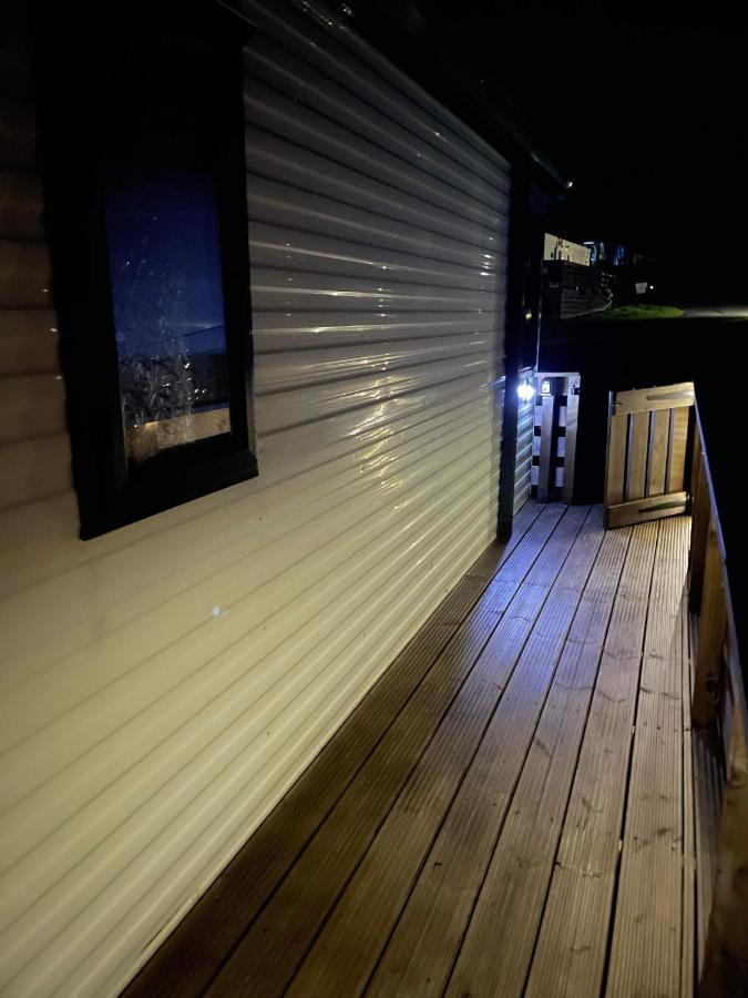 Caravan Rabbit House No 81 At Three Lochs Holiday Park Newton Stewart Eksteriør billede